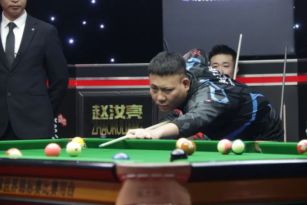 1险胜莱比 1险胜莱比