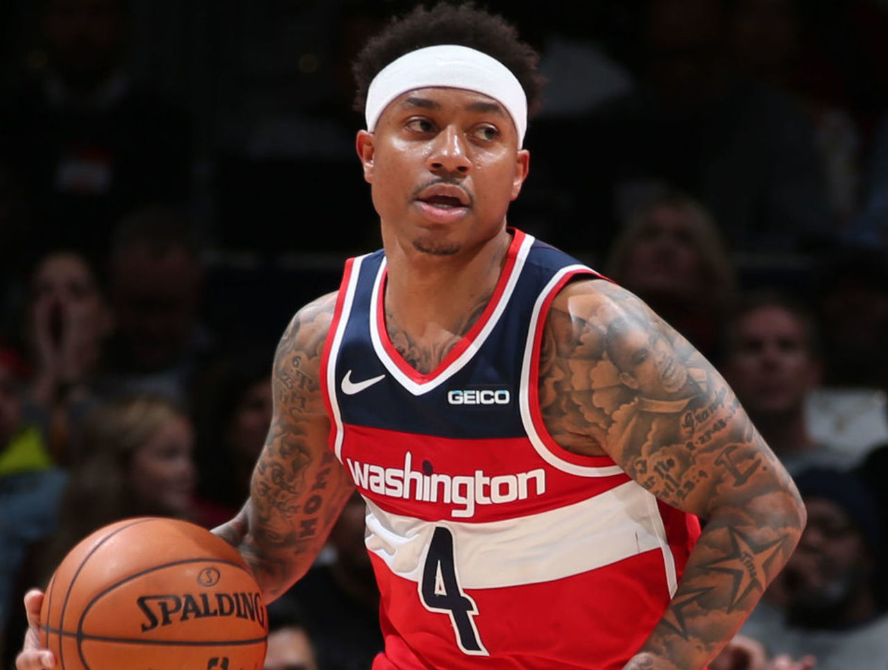 B费回应基 B费回应基